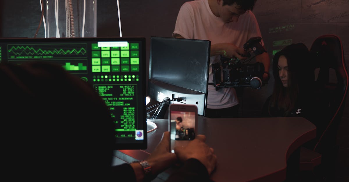 蝙蝠代实名实名账号：代理与平台的区别